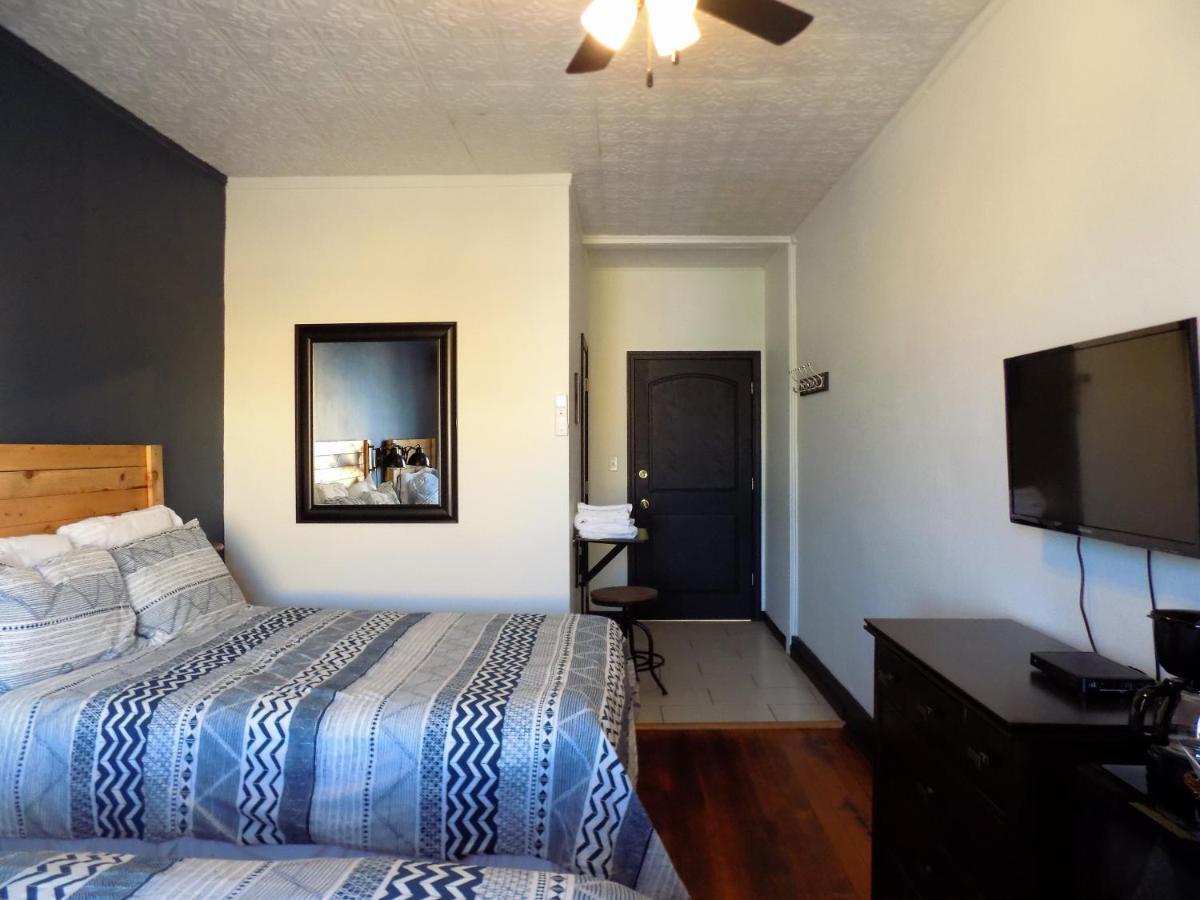 Landmark Inn Fairfield Экстерьер фото